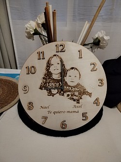 Reloj personalizado madera